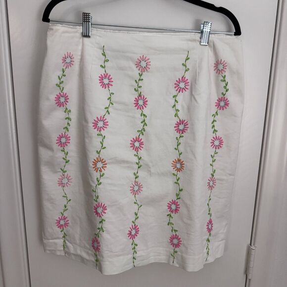 Talbots Dresses & Skirts - Womens Talbots Size 16 Floral Embroidered Skirt Cotton/Spandex White/Pink/Green